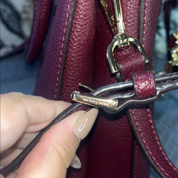 Michael Kors LOVE Burgundy Leather Tote/Crossbody Bag - Picture 11 of 16